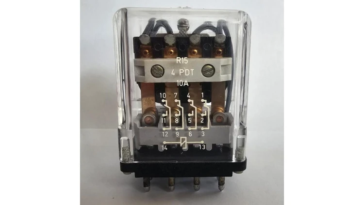 Przekaźnik przemysłowy 4P 10A 24V AC AgCdO R15-1014-23-3024 611279