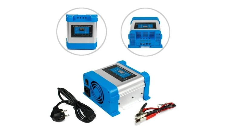 Prostownik sieciowy BC-20 PRO do akumulatorów 12V 20A z wyświetlaczem LCD AZO Digital