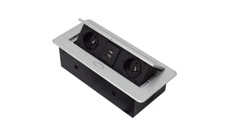 Gniazdo blatowe 3-krotne +2xUSB z pokrywą uchylną srebrne GB2PL+2-SILVER