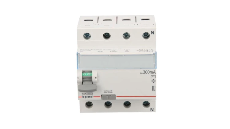 Wyłącznik różnicowoprądowy 4P 25A 0,3A typ AC P304 TX3 411727