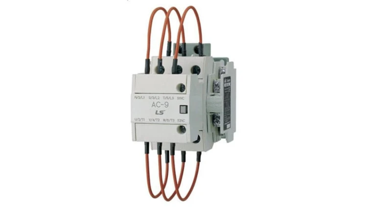 MODUŁ DO ZAŁĄCZANIA BATERII KONDENSATORÓW DO STYCZNIKÓW GMC-9-40 I MC-9B-40A (DO 33,3 KVAR) 83631611001 AC-9