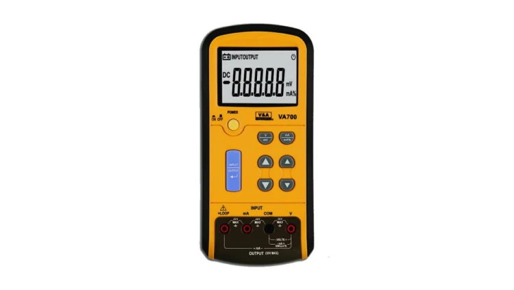 Kalibrator napięcia/prądu - VA700
