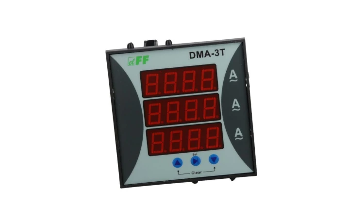 Amperomierz 3-fazowy cyfrowy tablicowy 0-9000A dokładność 1 96x96mm do pracy z przekładnikiem 5A DMA-3T