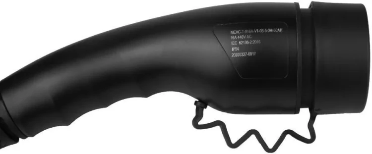 bdaa7013-bfdd-4863-a31b-9d86ca62bd32_i-degson-kabel-do-ladowania-samochodow-elektrycznych-ac-3f-16a-5m-typ2-ip55-dgn-meact016av1p1.webp