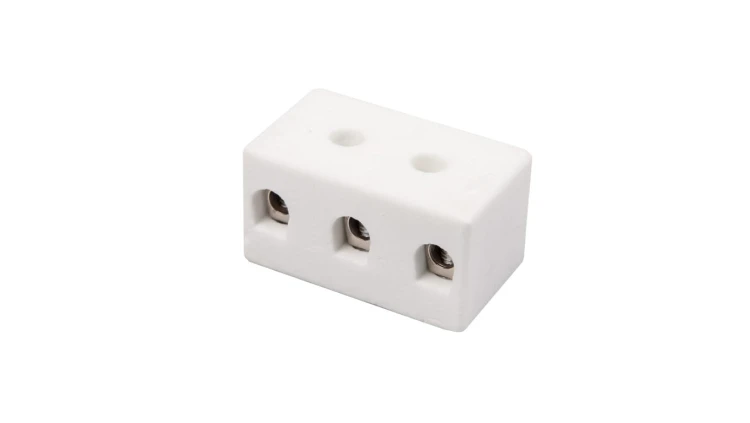 Złączka gwintowa porcelanowa 10mm² 3-tory biała z 2 otworami montażowymi CPO-15A-3P 80723516