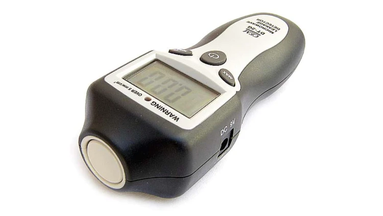 Miernik upływu mikrofalowego promieniowania mikrofalowego DT-2G