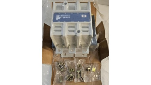 Stycznik LC1FH43 220V 50Hz 350A TELEMECANIQUE