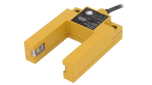 Czujnik fotoelektryczny o zasięgu 30mm PNP DARK-ON,LIGHT-ON E3S-GS3B4